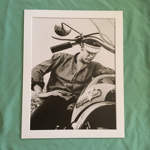Elvis Presley art matted Harley motorcycle icon - Picture 1 of 2